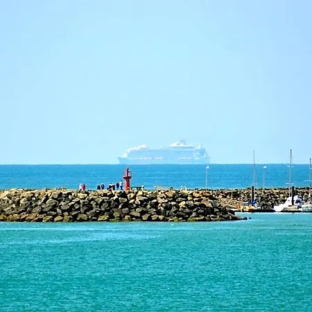 La & La Dune